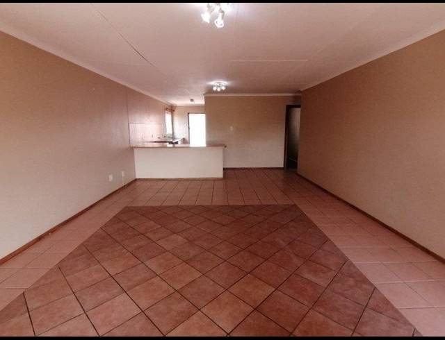 3 BEDROOM SECTIONAL TITLE SOLD IN THE WOLDS